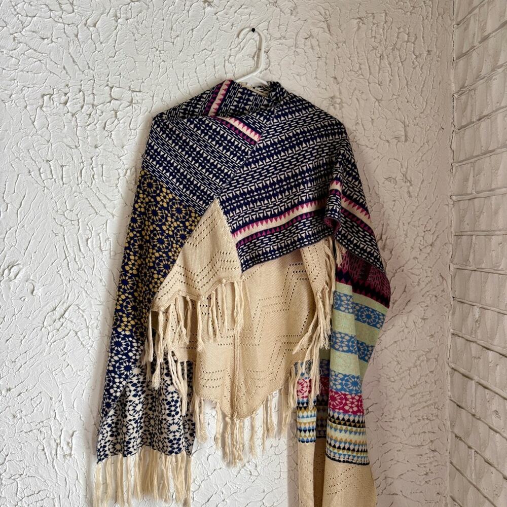 Bohemian Multicolor Woven Shawl - Picture 8 of 9